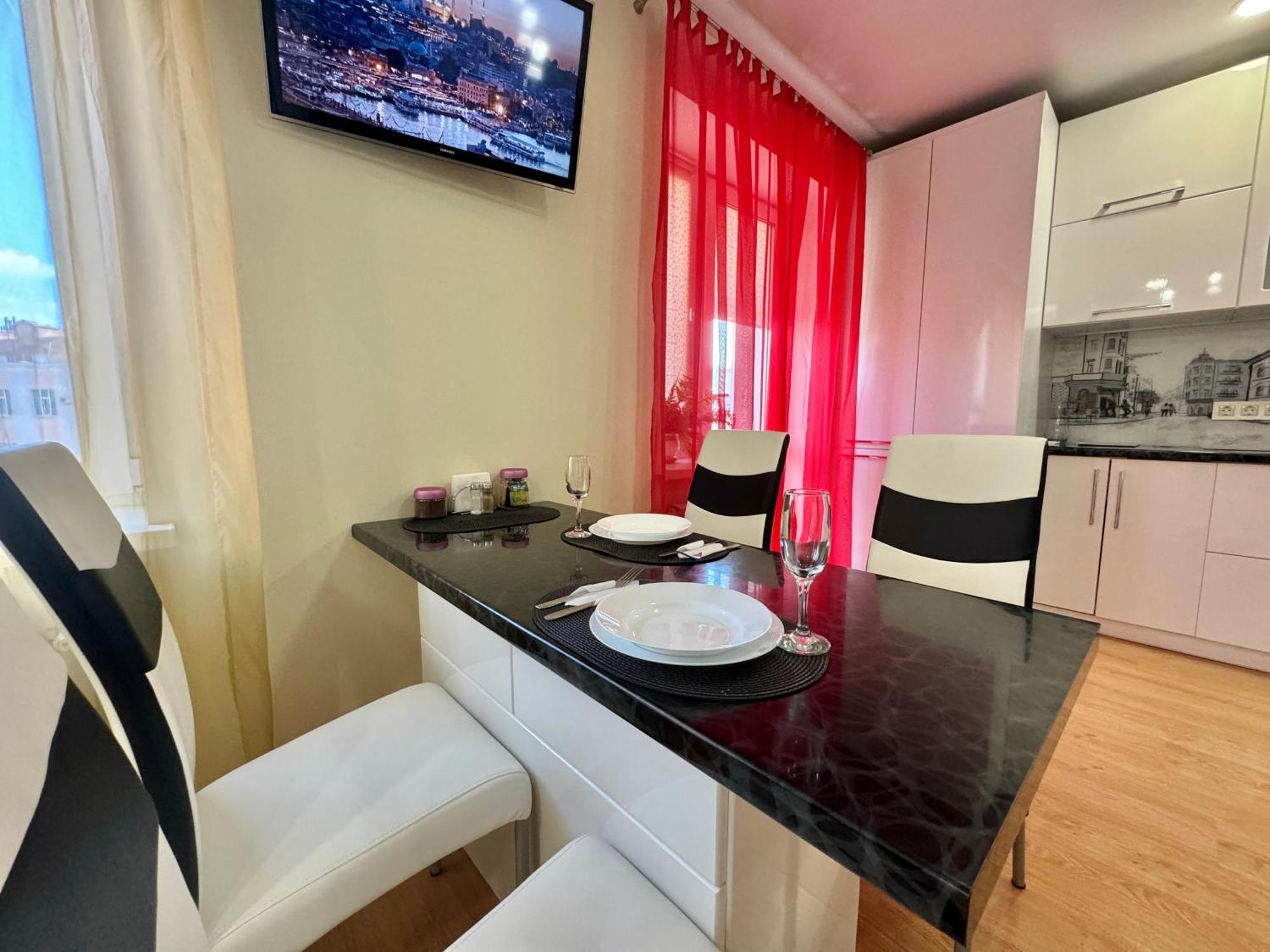 Apartpoltava Затишна 1-Кімнатна Студія,Новобудова В Самому Центрі Міста, Банківський Чек المظهر الخارجي الصورة